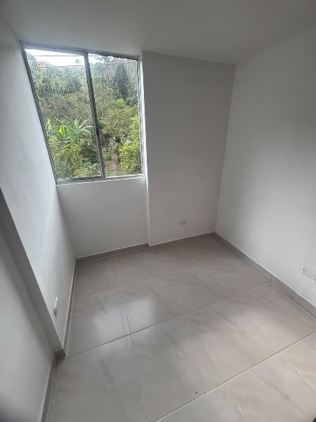 Apartamento para el arriendo en La Estrella el codigo es 18054 Foto 6