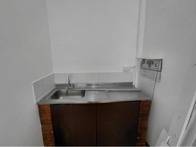 Local para el arriendo en Itagüí el codigo es 17578 Foto 3