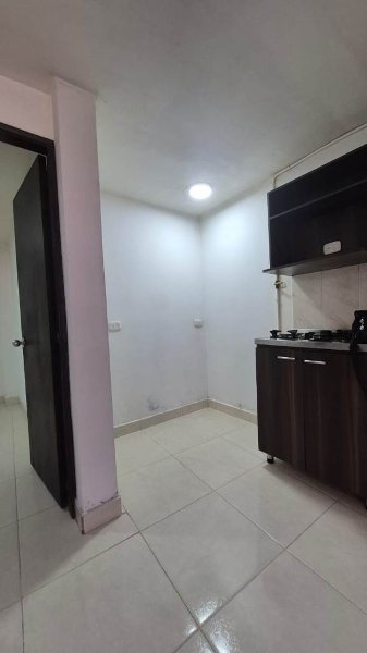 Apartamento para el arriendo en La Estrella el codigo es 8527 Foto 5