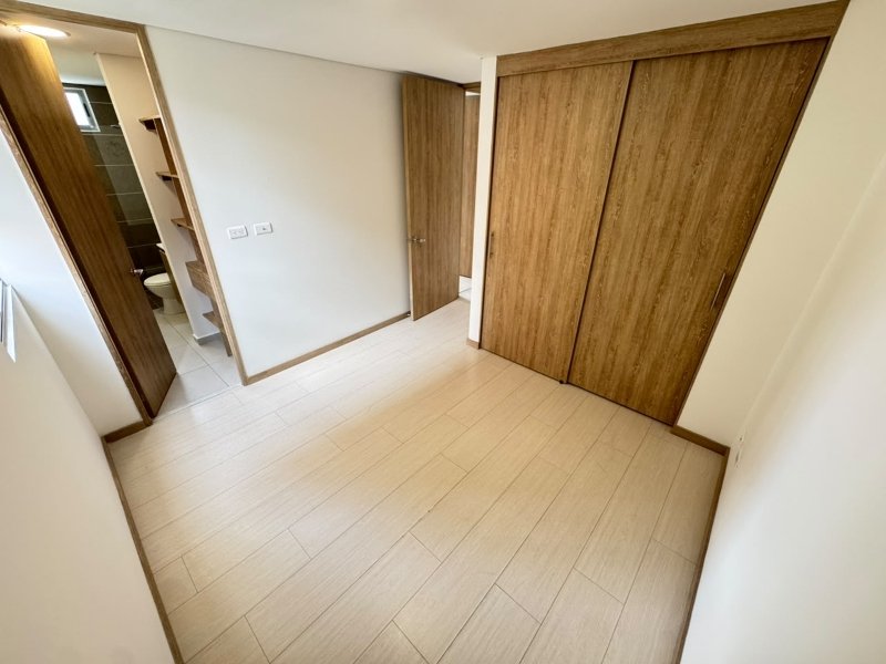 Apartamento para el arriendo en Itagüí el codigo es 17750 Foto 12