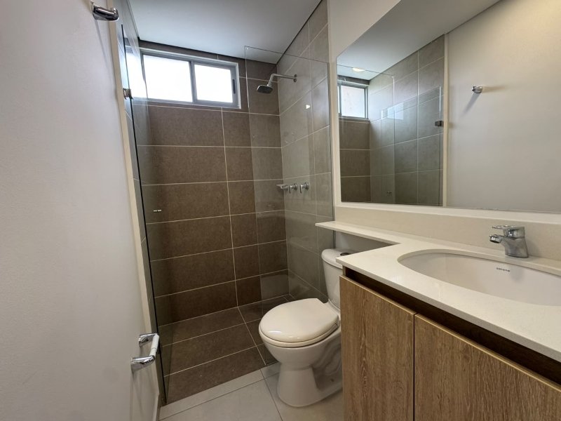 Apartamento para el arriendo en Itagüí el codigo es 17750 Foto 14