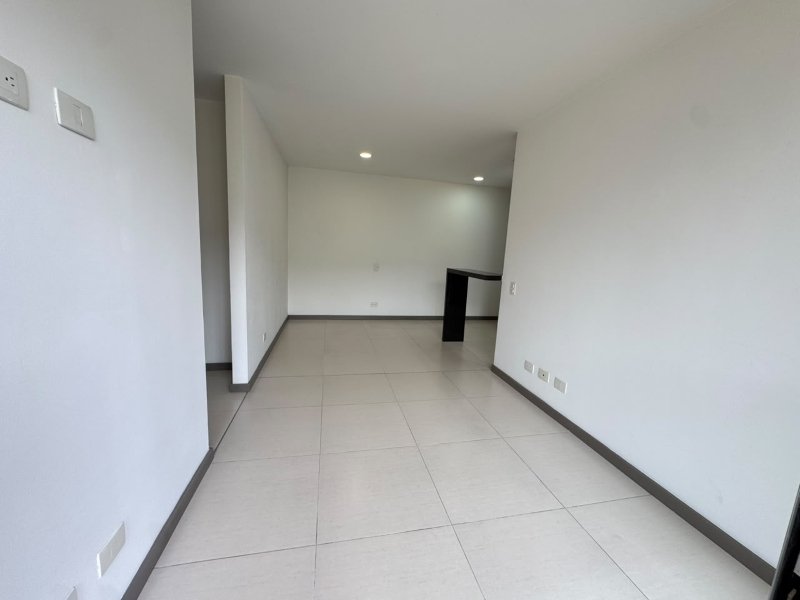 Apartamento para el arriendo en Sabaneta el codigo es 15458 Foto 5