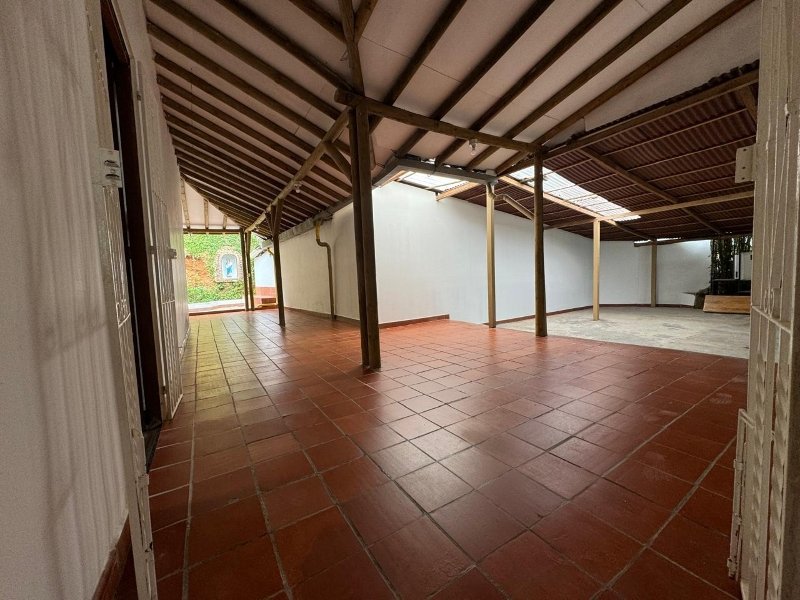 Casa para el arriendo en La Estrella el codigo es 17535 Foto 3