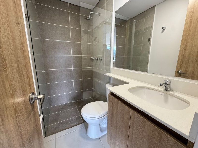 Apartamento para el arriendo en Itagüí el codigo es 17750 Foto 15