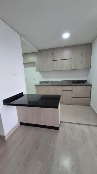 Apto-Loft para el arriendo en Sabaneta el codigo es 9143 Foto 2