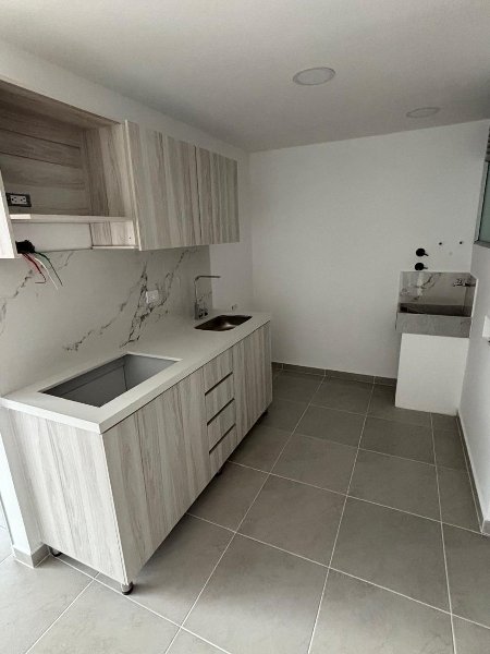Apartamento para el arriendo en Sabaneta el codigo es 17810 Foto 2