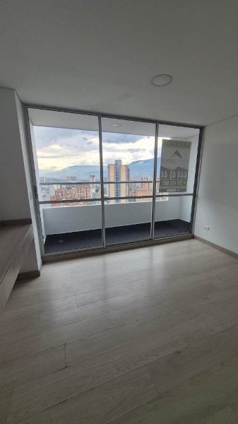 Apto-Loft para el arriendo en Sabaneta el codigo es 9143 Foto 8