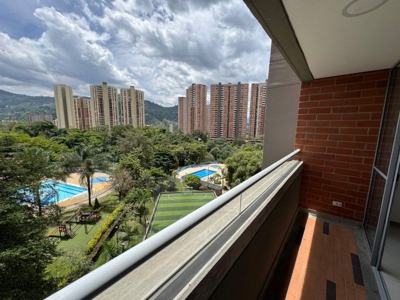 Apartamento para el arriendo en Itagüí el codigo es 17750 Foto 8
