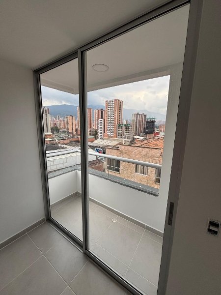 Apartamento para el arriendo en Sabaneta el codigo es 17810 Foto 6