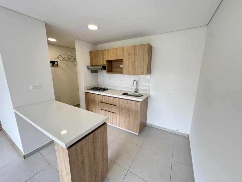 Apartamento para el arriendo en Itagüí el codigo es 17750 Foto 3