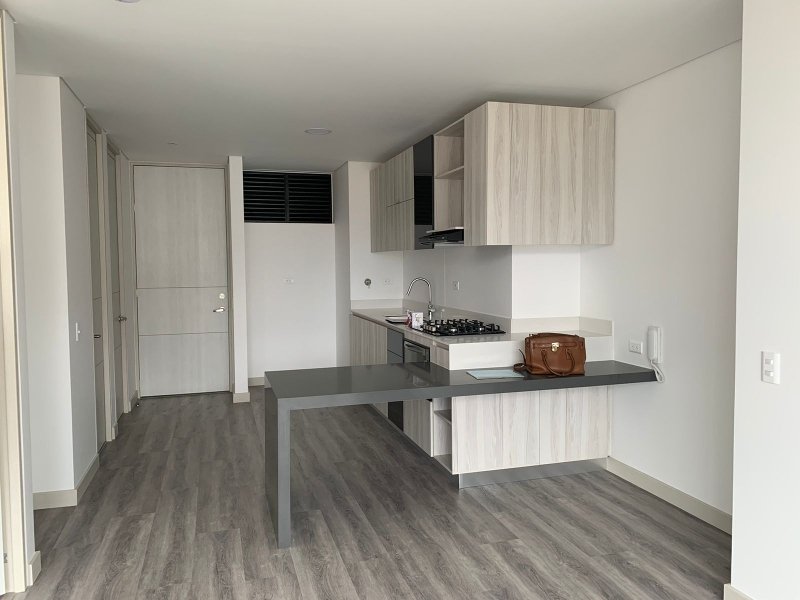 apartaestudio-arriendo-el-poblado-medellin