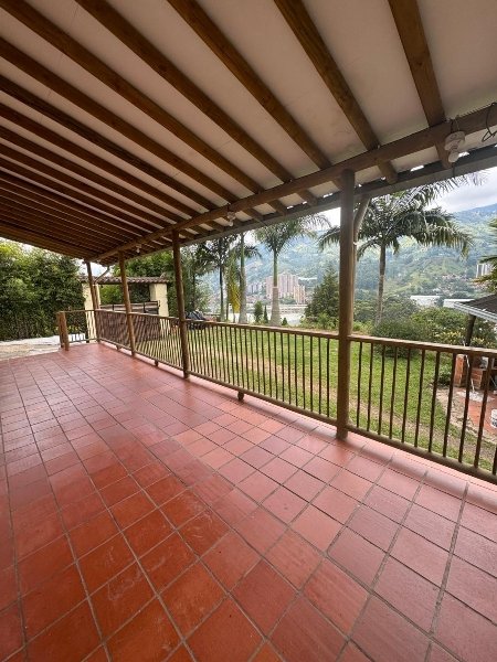 Casa para el arriendo en La Estrella el codigo es 17535 Foto 13