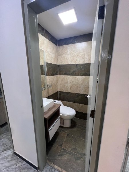 Oficina-Local para el arriendo en Medellín el codigo es 17248 Foto 14