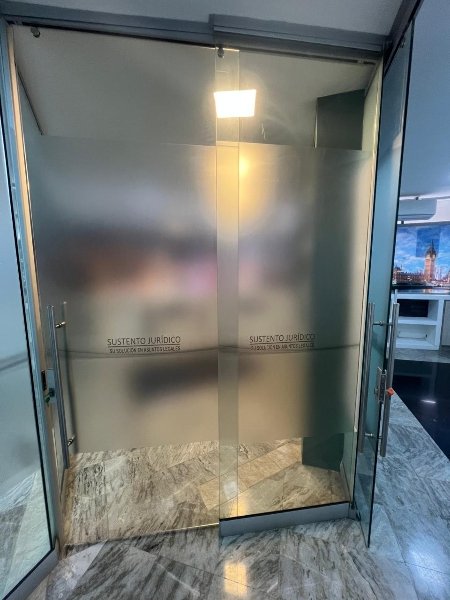 Oficina-Local para el arriendo en Medellín el codigo es 17248 Foto 6