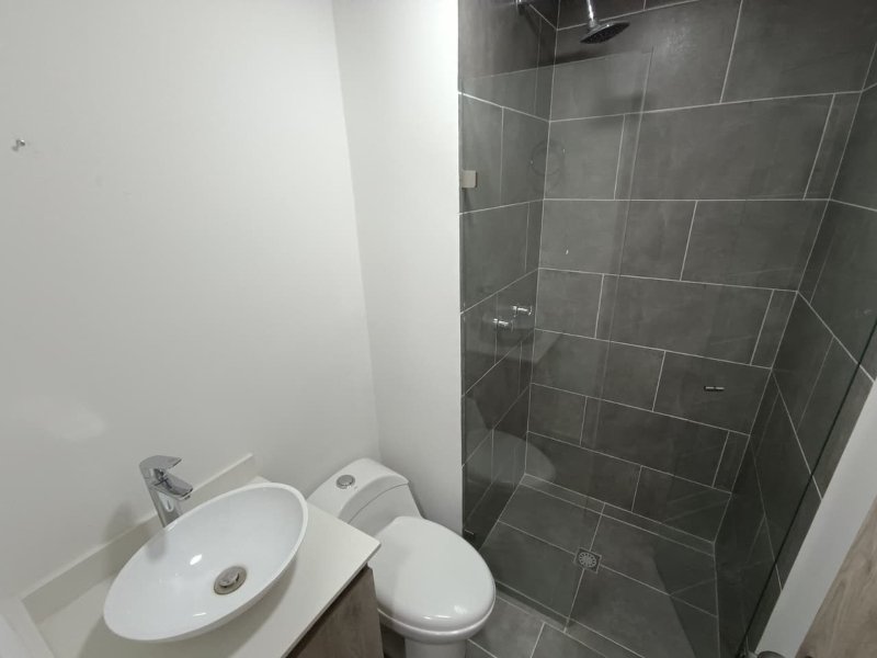 Apartamento para el arriendo en Sabaneta el codigo es 18038 Foto 14