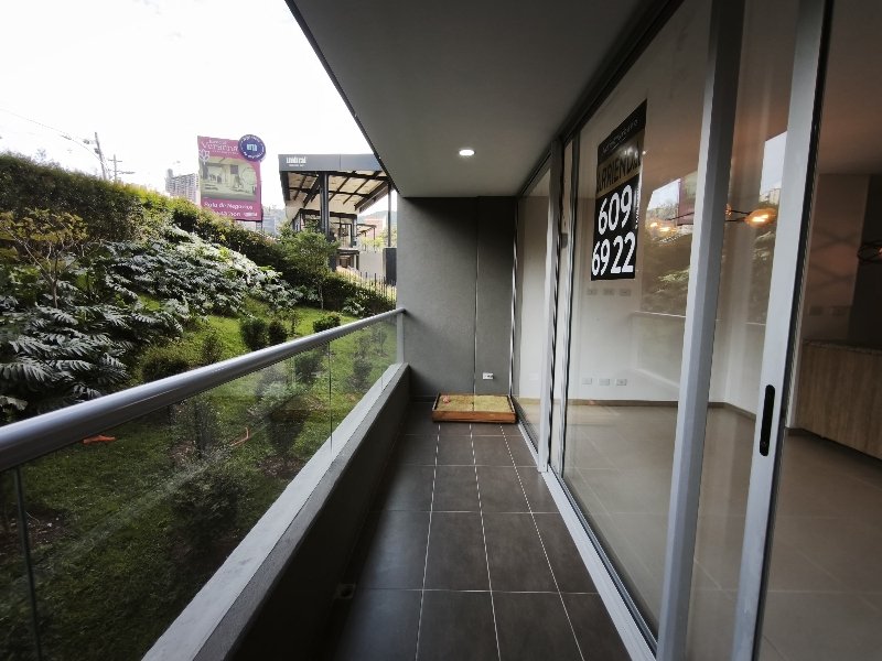 Apartamento para el arriendo en Sabaneta el codigo es 18053 Foto 4