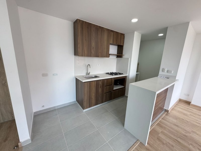Apartamento para el arriendo en Sabaneta el codigo es 17676 Foto 4