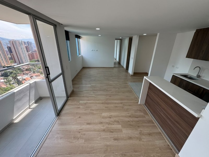 Apartamento para el arriendo en Sabaneta el codigo es 17676 Foto 2