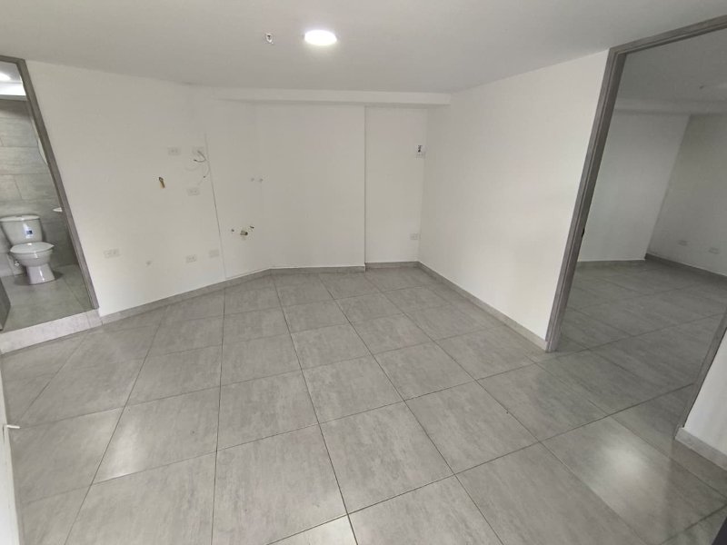 Local para el arriendo en Sabaneta el codigo es 17270 Foto 6