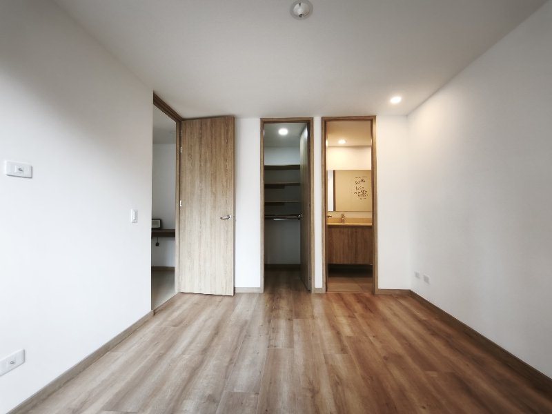 Apartamento para el arriendo en Sabaneta el codigo es 18053 Foto 5