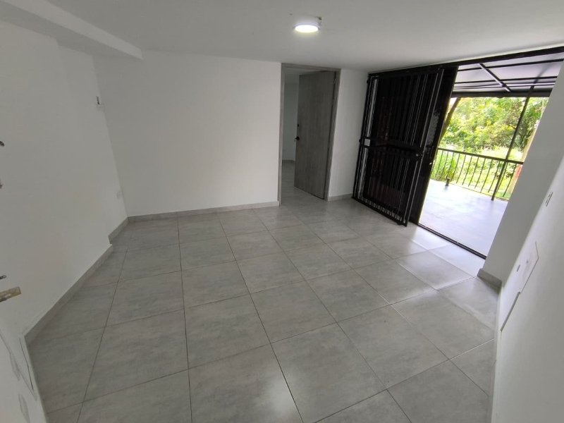 Local para el arriendo en Sabaneta el codigo es 17270 Foto 7