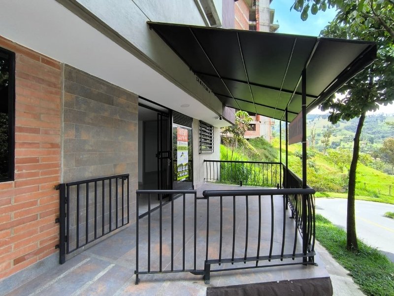 Local para el arriendo en Sabaneta el codigo es 17270 Foto 12