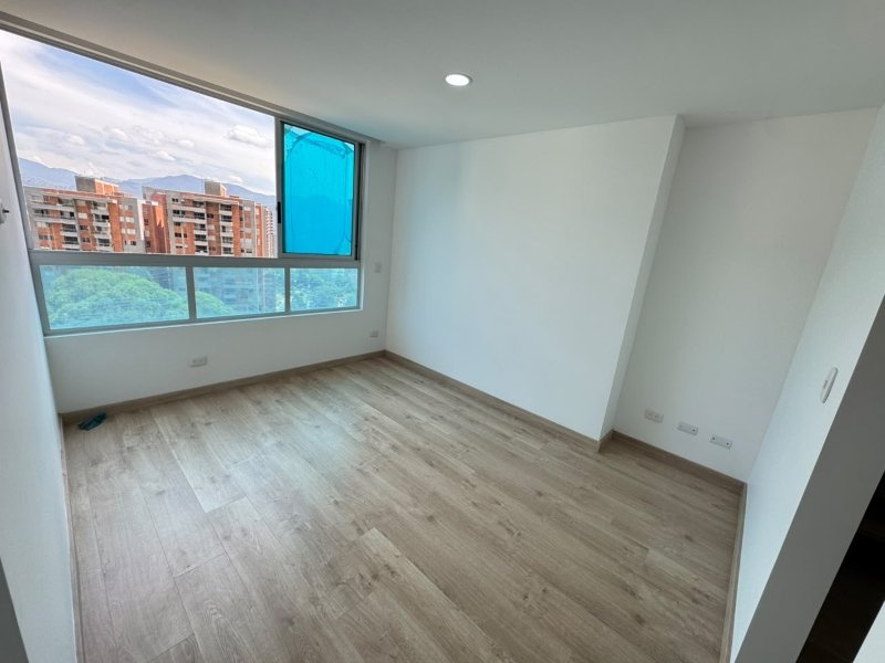 Apartamento para el arriendo en Sabaneta el codigo es 17676 Foto 13