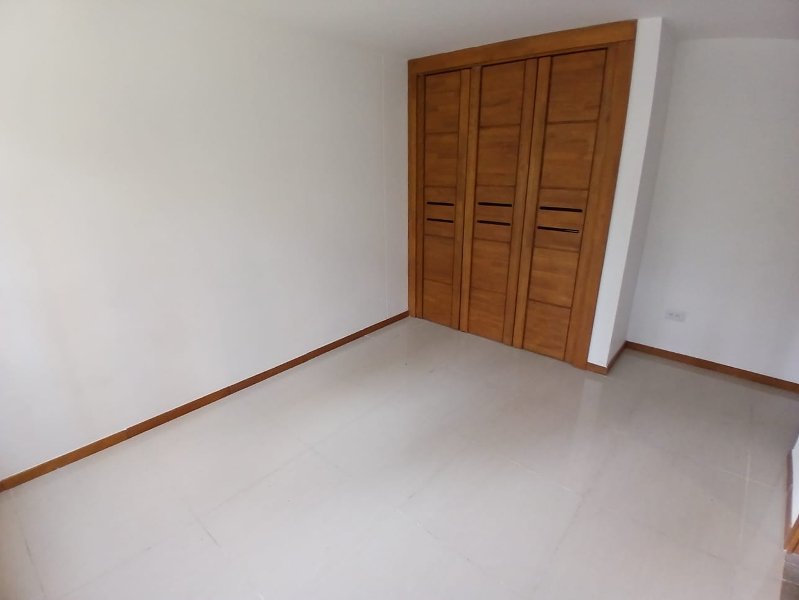 Apartamento para el arriendo en Sabaneta el codigo es 17813 Foto 8