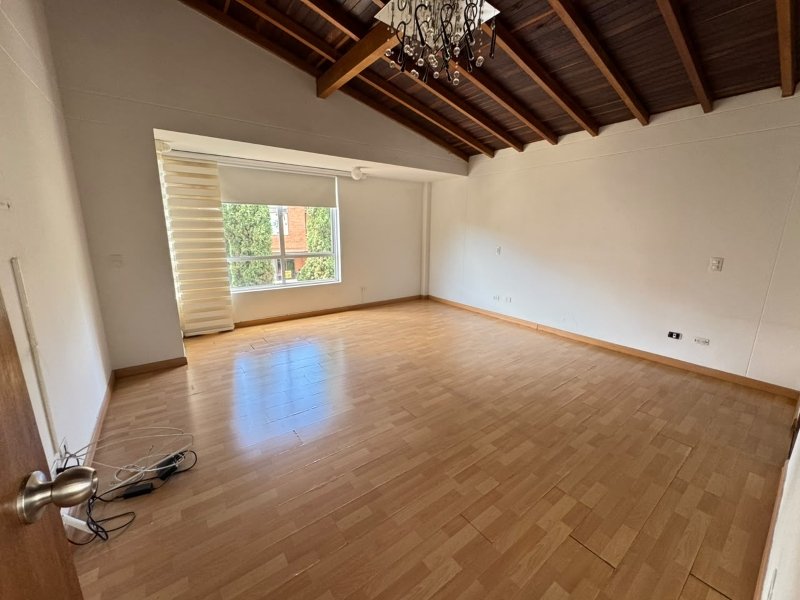 Casa para el arriendo en Sabaneta - San Jose el codigo es 17569 Foto 8