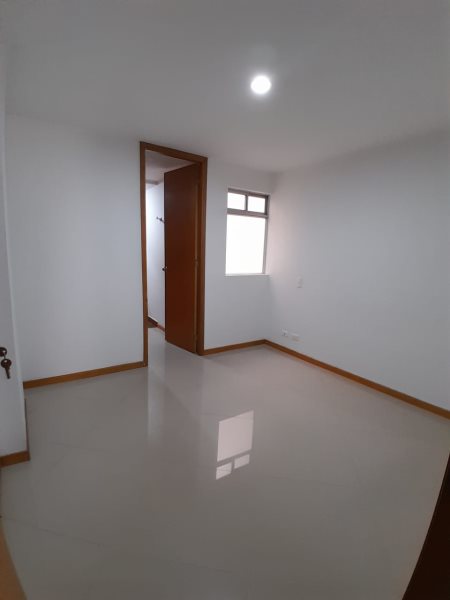 Apartamento para el arriendo en Sabaneta el codigo es 17009 Foto 8