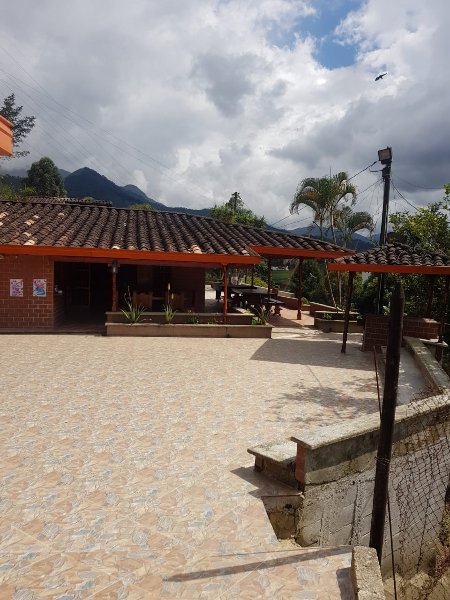 Apartamento para el arriendo en Caldas el codigo es 17687 Foto 9