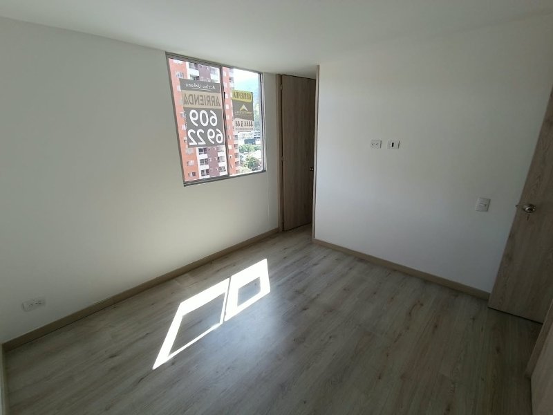 Apartamento para el arriendo en Sabaneta el codigo es 18008 Foto 13