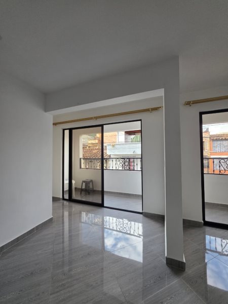 Apartamento para el arriendo en Itagüí el codigo es 16672 Foto 6