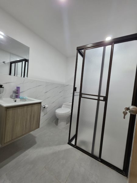 Apartamento para el arriendo en Itagüí el codigo es 16672 Foto 13