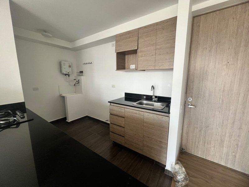Apartamento para el arriendo en Sabaneta el codigo es 17677 Foto 2