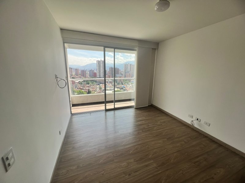 Apartamento para el arriendo en Sabaneta el codigo es 17677 Foto 4