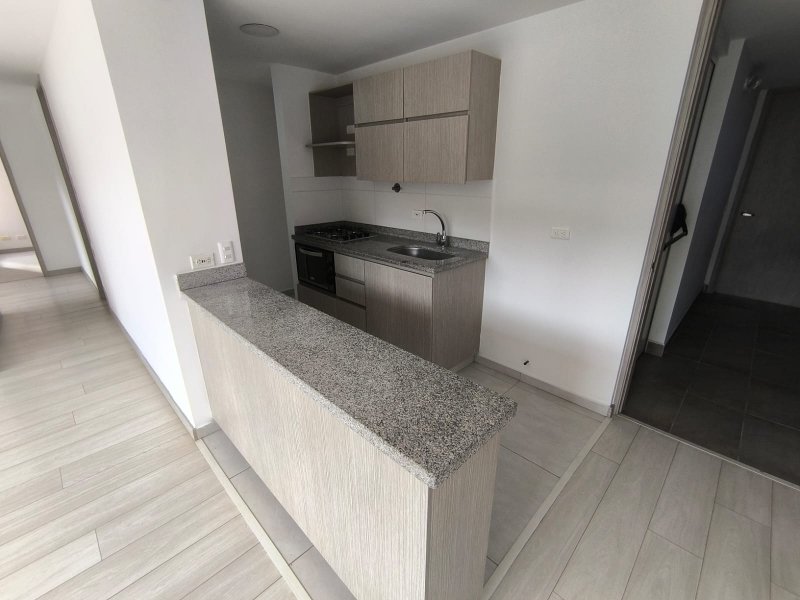 Apartamento para el arriendo en Sabaneta el codigo es 17760 Foto 2