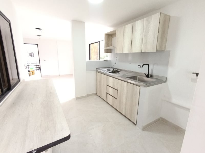 Apartamento para el arriendo en Itagüí el codigo es 16996 Foto 2