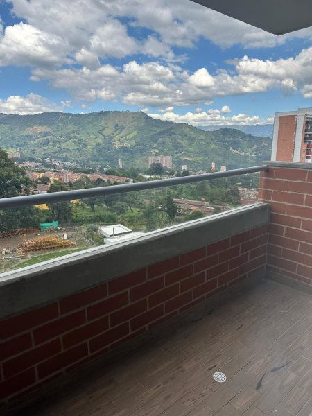Apartamento para el arriendo en La Estrella el codigo es 16760 Foto 7
