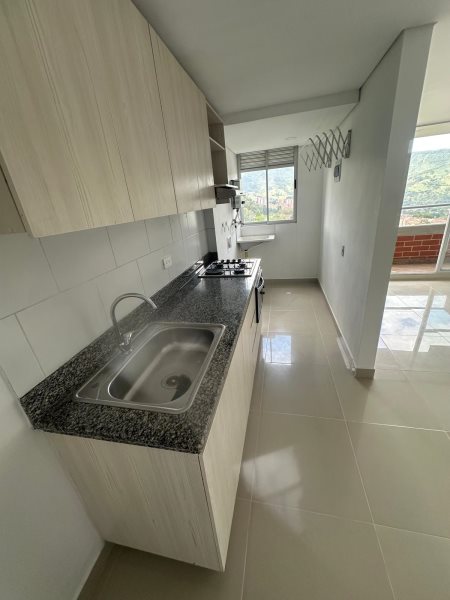 Apartamento para el arriendo en La Estrella el codigo es 16760 Foto 4
