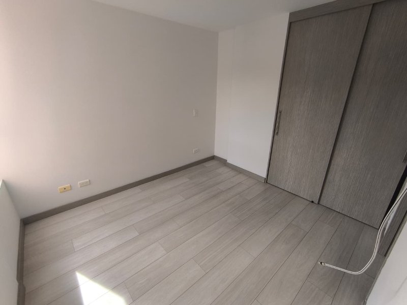 Apartamento para el arriendo en Sabaneta el codigo es 17760 Foto 8