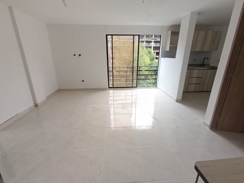 Apartamento para el arriendo en Itagüí el codigo es 16996 Foto 5