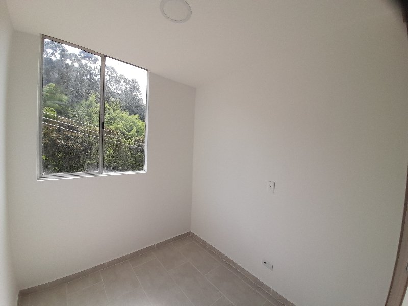 Apartamento para el arriendo en Sabaneta el codigo es 12621 Foto 8