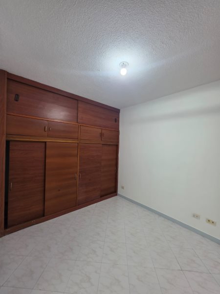 Apartamento para el arriendo en Medellín el codigo es 16983 Foto 8