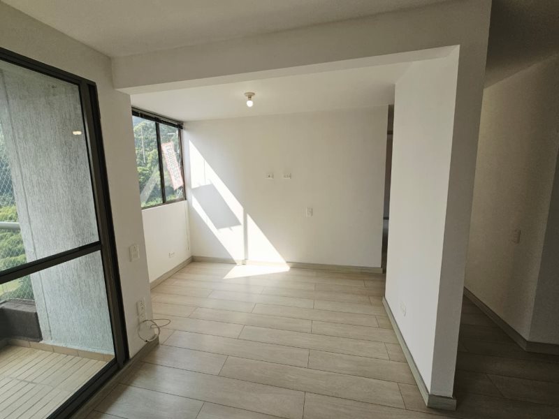 Apartamento para el arriendo en Sabaneta el codigo es 16773 Foto 6