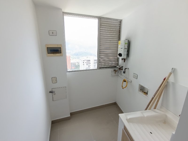 Apartamento para el arriendo en Medellín el codigo es 17436 Foto 15