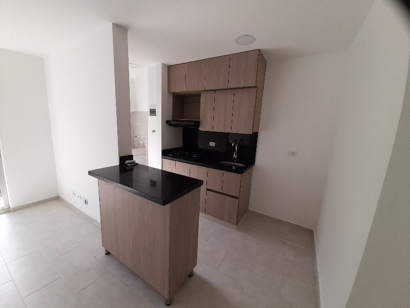 Apartamento para el arriendo en Sabaneta el codigo es 12621 Foto 2