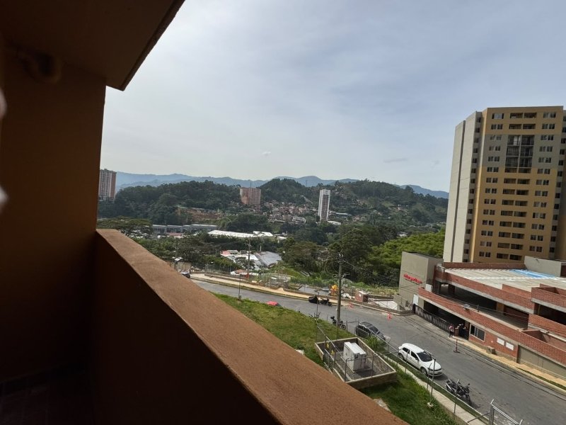 Apartamento para el arriendo en La Estrella el codigo es 17725 Foto 6