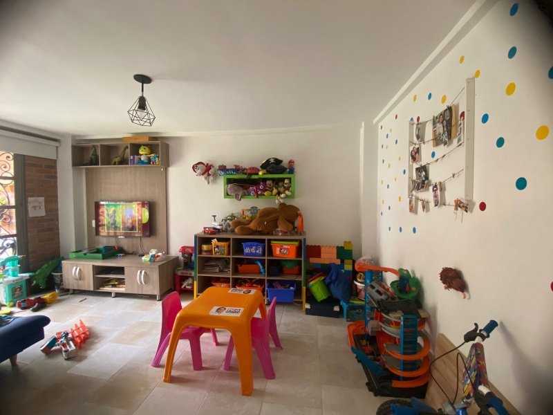Casa para el arriendo en Sabaneta el codigo es 17525 Foto 16