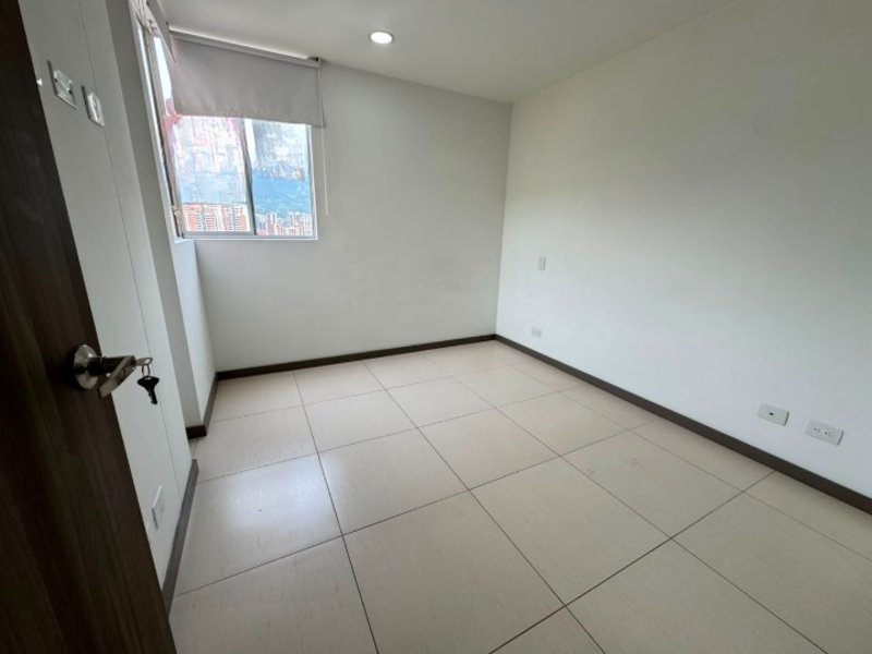 Apartamento para el arriendo en Sabaneta el codigo es 15458 Foto 7